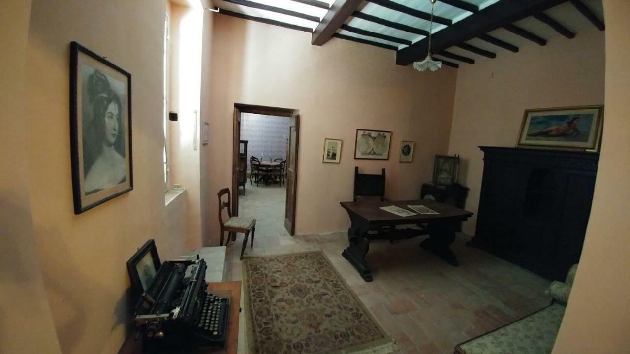 Casa Francesconi Pensionat Pietra Rossa Eksteriør billede